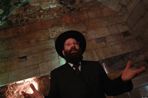 Western Wall Rabbi Shmuel Rabinovitch Threatened Over Women's Prayer Group | HuffPost