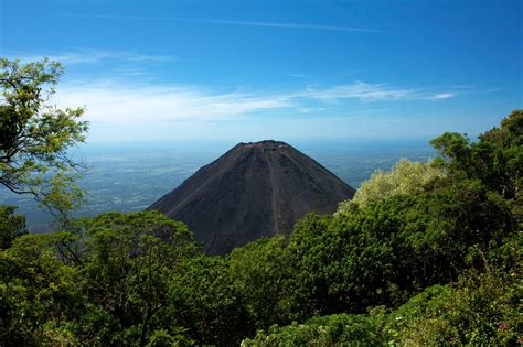 Santa Ana Volcano Tour | The best adventure tour of El Salvador!