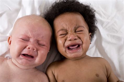 The Pros & Cons of Letting the Baby Cry to Sleep | CafeMom.com