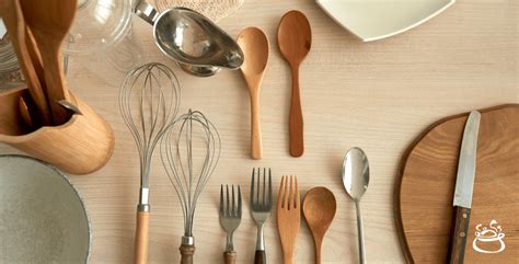 12 Essential Food Plating Tools For Every Home Kitchen