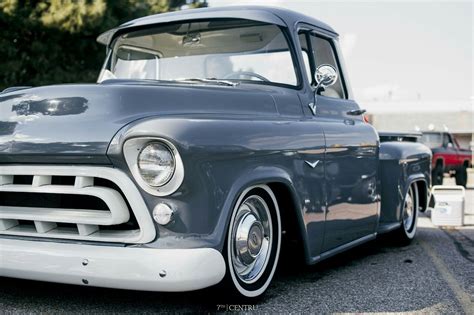 Pin by Gabriel Mota on Hot Rod | Classic chevy trucks, Chevy pickup trucks, Lowrider trucks