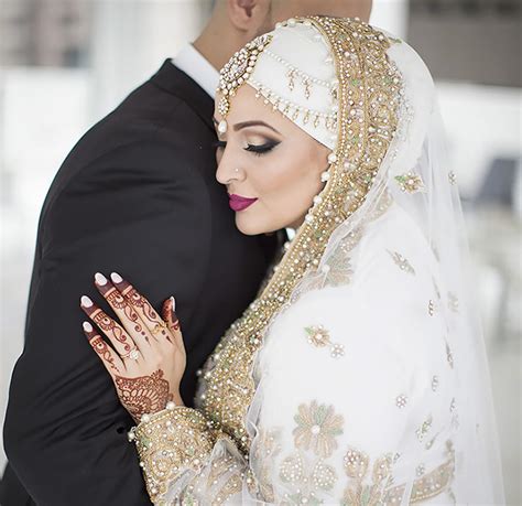 10 Traditional Islamic Hijab Wedding Dresses | DeMilked