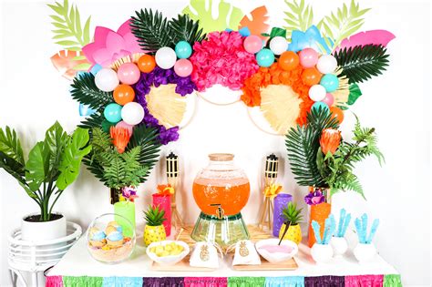 Easy Hawaiian Luau Party Ideas - Printable Crush Parties