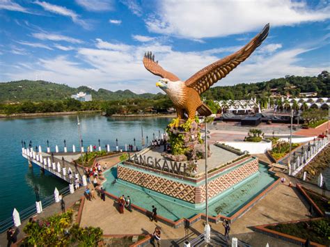 Langkawi Wonderful Island in Malaysia - Gets Ready