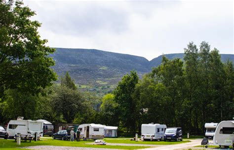 Best Campsites in The Peak District | Quirky Campers