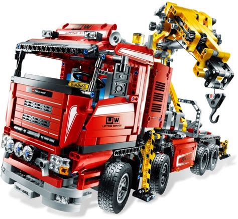 2018 Technic Reveal incl. Mack Truck : r/lego