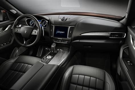 2019 Maserati Levante Interior | Zeigler Maserati of Schaumburg