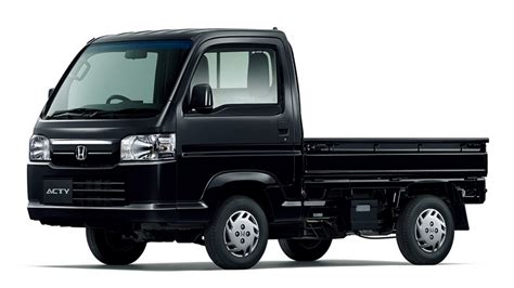 Japanese Mini Trucks Are Becoming Increasingly Popular Among Rural ...