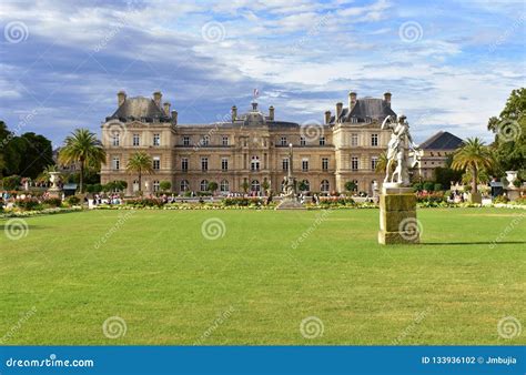 Paris, France. Luxembourg Gardens Crowded with Tourists, Latin Quarter ...