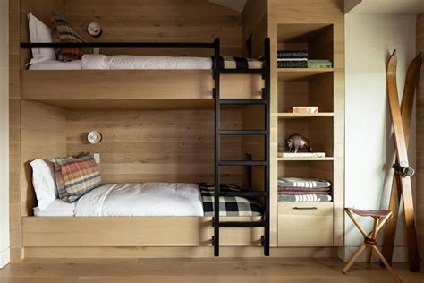 A Guide to Statement-Making Bunk Rooms - Mountain Living