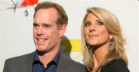 Joe Buck Wife: Who Is Michelle Beisner? Who Is His First Wife? | Fanbuzz