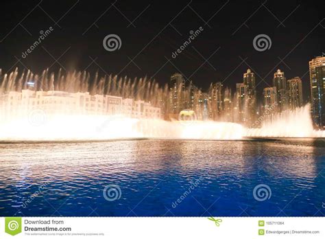 Dancing Musical Fountain in Dubai Editorial Stock Image - Image of bright, musical: 105711064