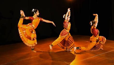 Bharatanatyam - classical Dance | Karnataka Tourism