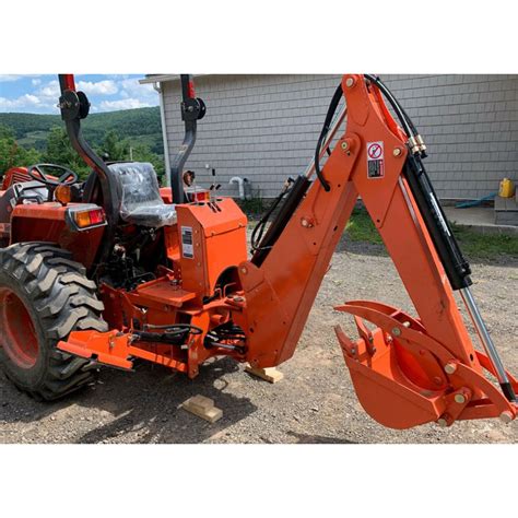 Backhoe attachment for sale | Fit tractor Kubota | 3 point hitch | subframe