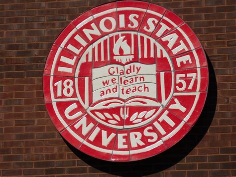 Board of Trustees sets tuition, fees, room and board rates; approves contracts - News - Illinois ...