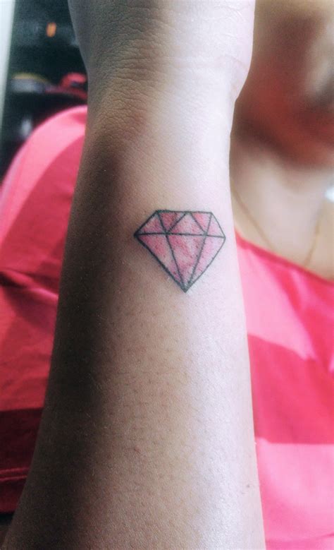 Geometric Diamond Tattoo Diamond pattern, red watercolor Tattoo. Beautiful wrist tattoo ...