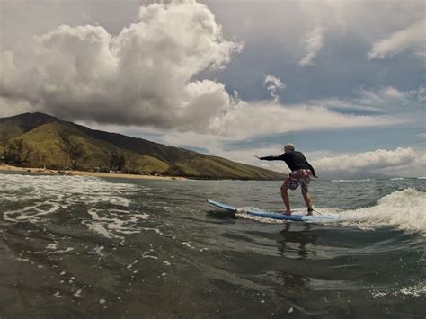 Maui Surf Lessons | Private Surfing Tours in Maui Hawaii