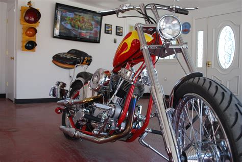 Easy Rider "Billy Bike" Panhead Chopper Replica - V-Twins to V-8s