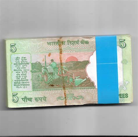 5 RUPEE ~ D.SUBBARAO, 2010 ~ 100 NOTE BUNDLE ( TRACTOR ON BACK ) ~ GOOD ...