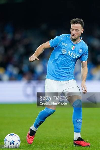 Amir Rahmani of SSC Napoli during the Champions League Group C match... News Photo - Getty Images