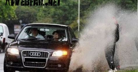 Human Car Wash - Fail Picture | Webfail - Fail Pictures and Fail Videos