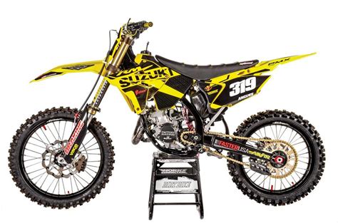 SUZUKI RM125 2-STROKE PROJECT: BEHIND THE BUILD - Dirt Bike Magazine