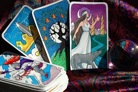 A Guide to Tarot Card Decks - Tarot Prophet: Free 3 Card Tarot Reading with Sophia Loren