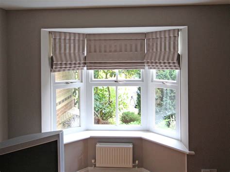 15 Best Roman Blinds on Bay Windows