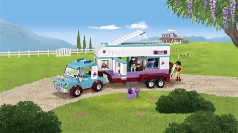 Amazon.com: LEGO 41125 Horse Vet Trailer Building Kit, (370 Piece): Toys & Games