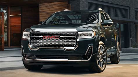 2022 GMC Acadia Mid-Size SUV | SLE & SLT, Denali, & AT4