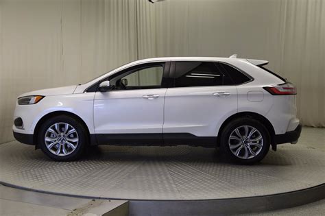 Pre-Owned 2019 Ford Edge Titanium AWD SUV in Regina #89975A | Capital Lincoln