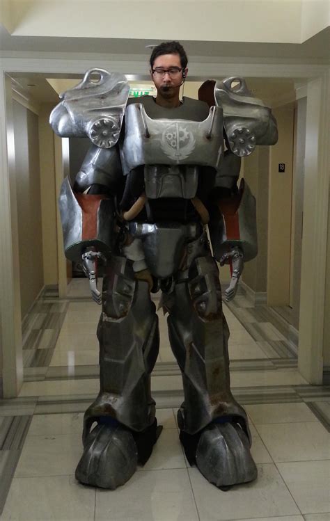 Fallout 3 Power Armor Cosplay - bmp-get