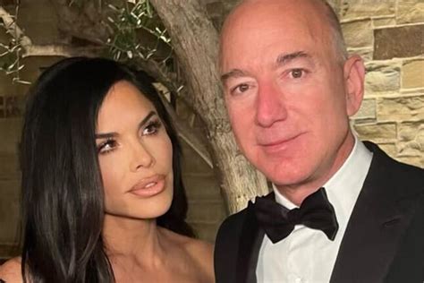 Inside Jeff Bezos and Lauren Sánchez's 'Romantic' Engagement Trip: 'Jeff Kept It a Complete ...