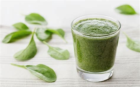 Wheatgrass Smoothie Recipe | FeelGood Organic Superfoods - FeelGood ...