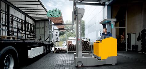 Reach trucks Jungheinrich | Agile and powerful