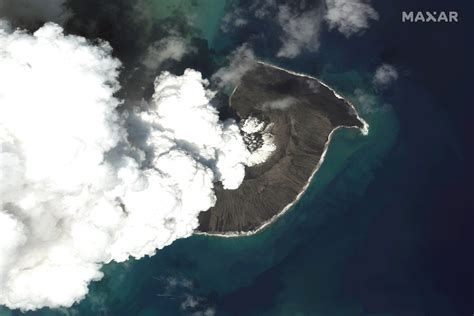 Tonga Before and After Volcano Eruption, Tsunami: New Satellite Images ...