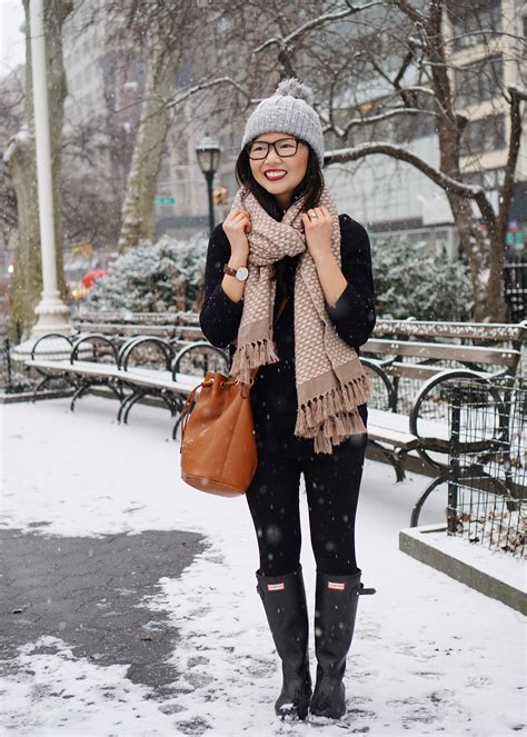 Casual Snow Day Outfit – Skirt The Rules | NYC Style Blogger