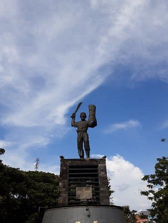 Pattimura Statue (Ambon) - 2021 All You Need to Know Before You Go ...