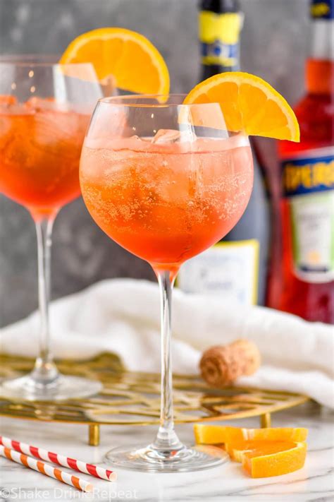 Aperol Spritz - Shake Drink Repeat