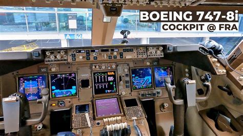 Boeing 747 Inside Cockpit