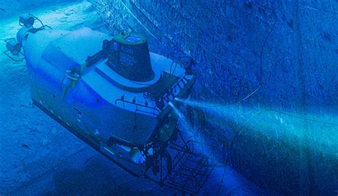 Explore Depths of the Unknown with Ocean Roving Submarines