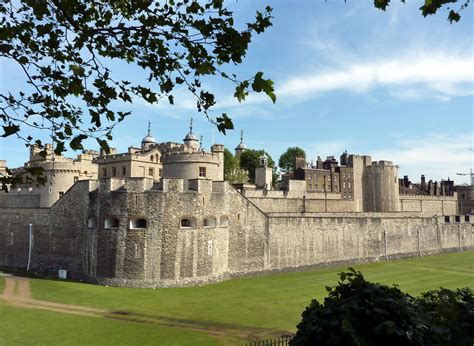 Tower of London - History and Introduction