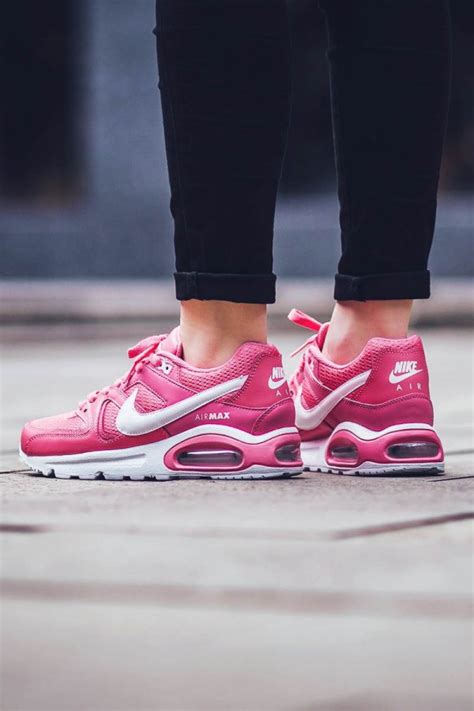 NIKE Air Max Command Dynamic Pink | SOLETOPIA