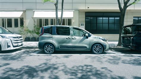 Toyota Sienta 2023 unveiled in Japan: Price, Specs, Features