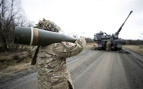 British AS-90 self-propelled guns for the Ukrainian army