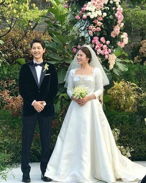 SongSong Couple Wedding Song Hye Kyo Song Joong Ki Wedding 2017 2017-11-01 at 9.01.34 AM ...