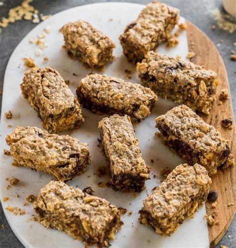 The 10 Best Vegan Protein Bar Recipes (With Macros)