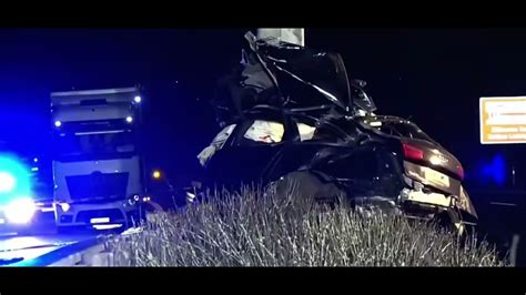 Audi RS6 Autobahn Crash (300km/h) - YouTube