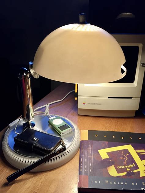 G4 iMac desk lamp : VintageApple