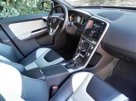 2015 Volvo XC60 interior review | Aaron on Autos